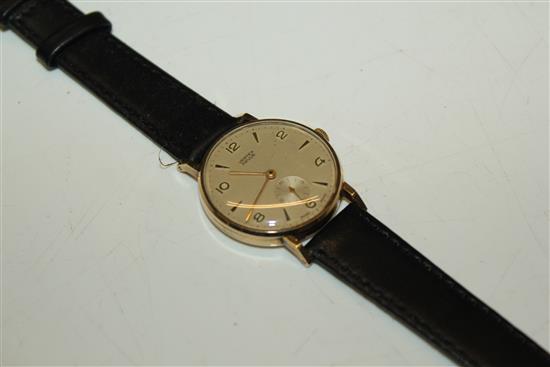 9ct gold gents Vertex watch